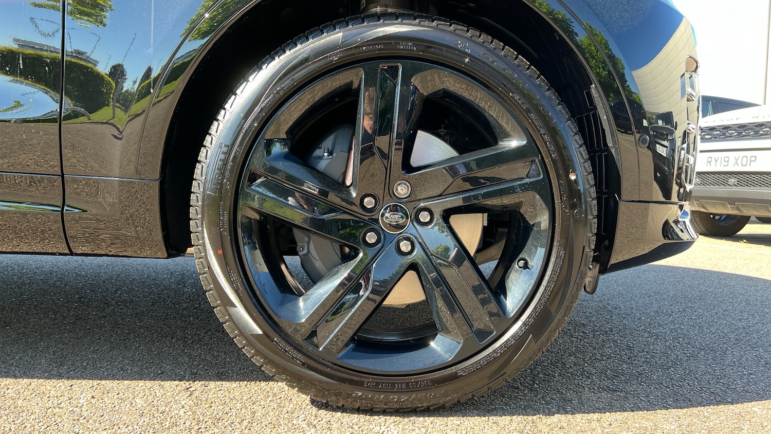 Used Land Rover Discovery for sale - 76418446: Photo 8