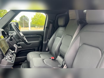 Used Land Rover Defender 2026 for sale - 79575699: Photo