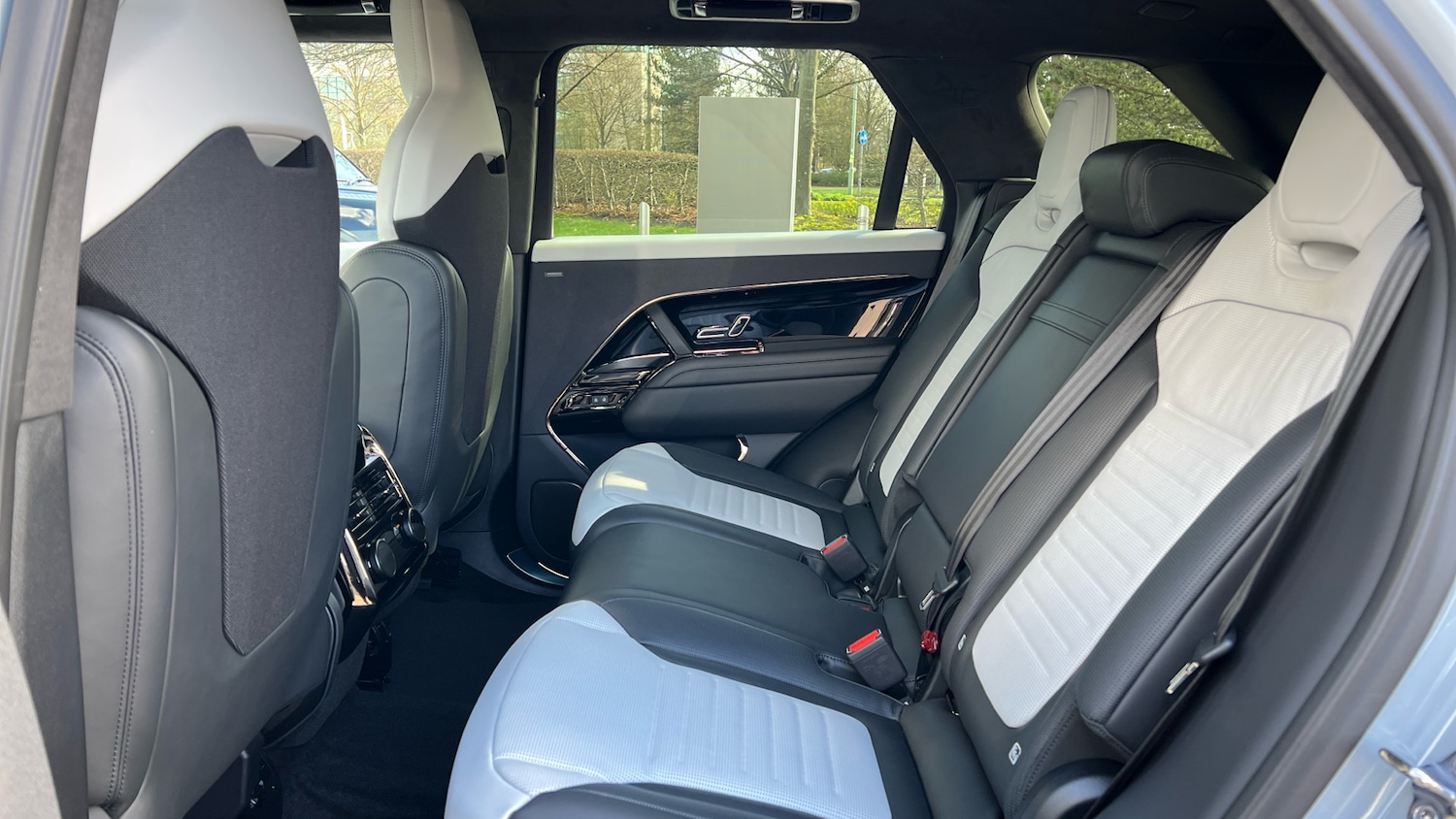 Used Land Rover Range Rover Sport for sale - 77851090: Photo 4