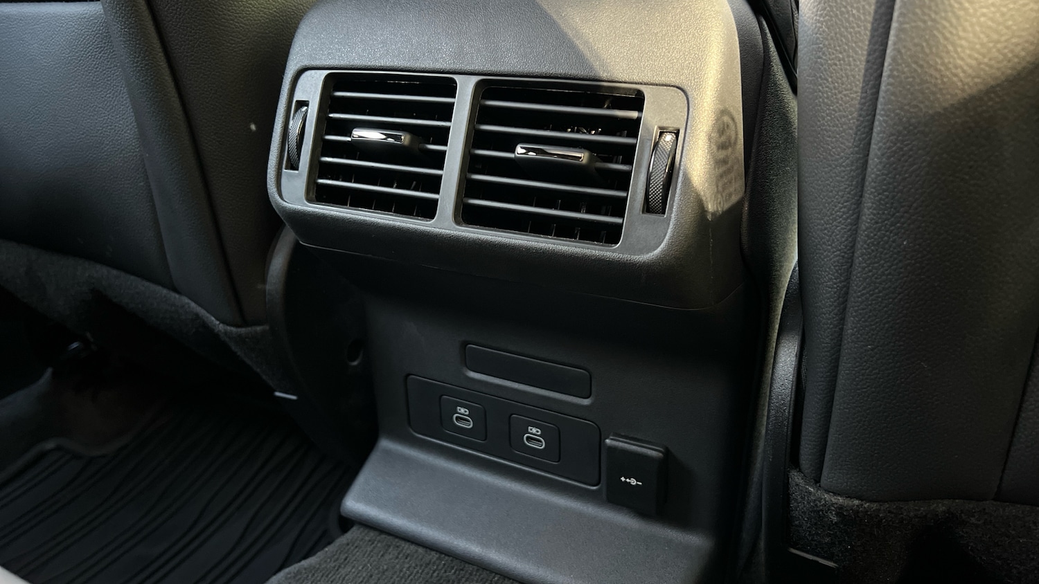 Used Land Rover Range Rover Velar 2025 for sale - 74432674: Photo 18