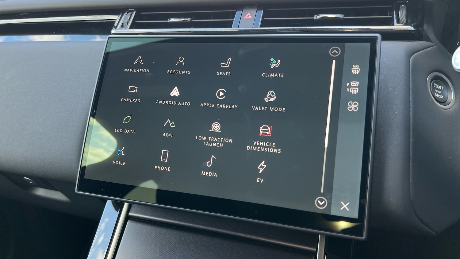 Used Land Rover Range Rover Velar 2025 for sale - 74432674: Photo 25