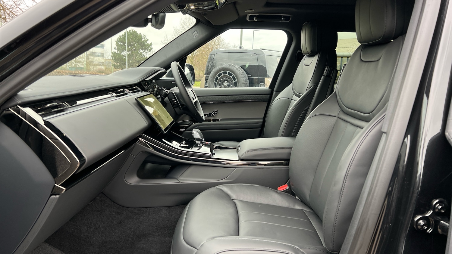 Used Land Rover Range Rover Sport for sale - 77610432: Photo 3