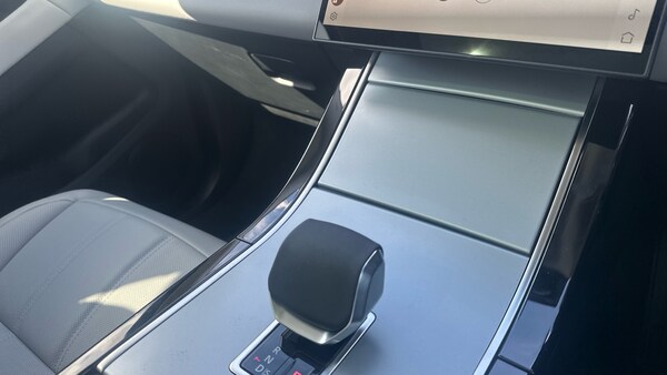 Used Land Rover Range Rover Evoque 2025 for sale - 75656315: Photo 13