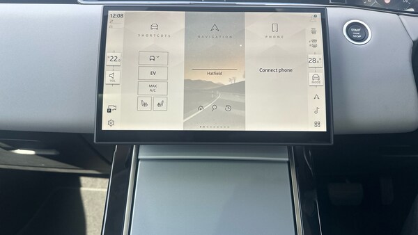 Used Land Rover Range Rover Evoque 2025 for sale - 75656315: Photo 14