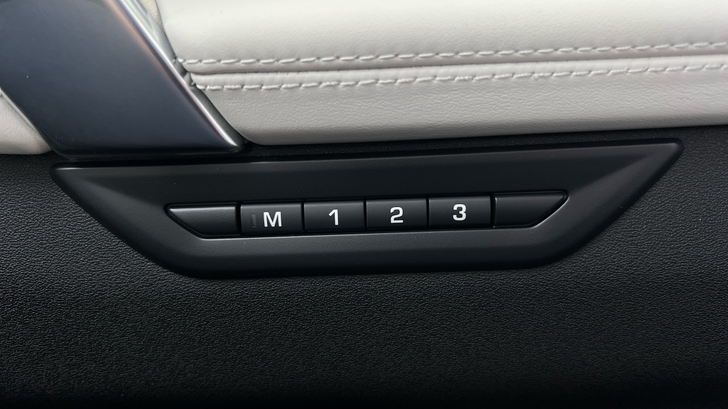 Used Land Rover Discovery Sport for sale - 77990417: Photo 22