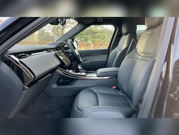 Used Land Rover Range Rover Sport 2025 for sale - 77610407: Photo
