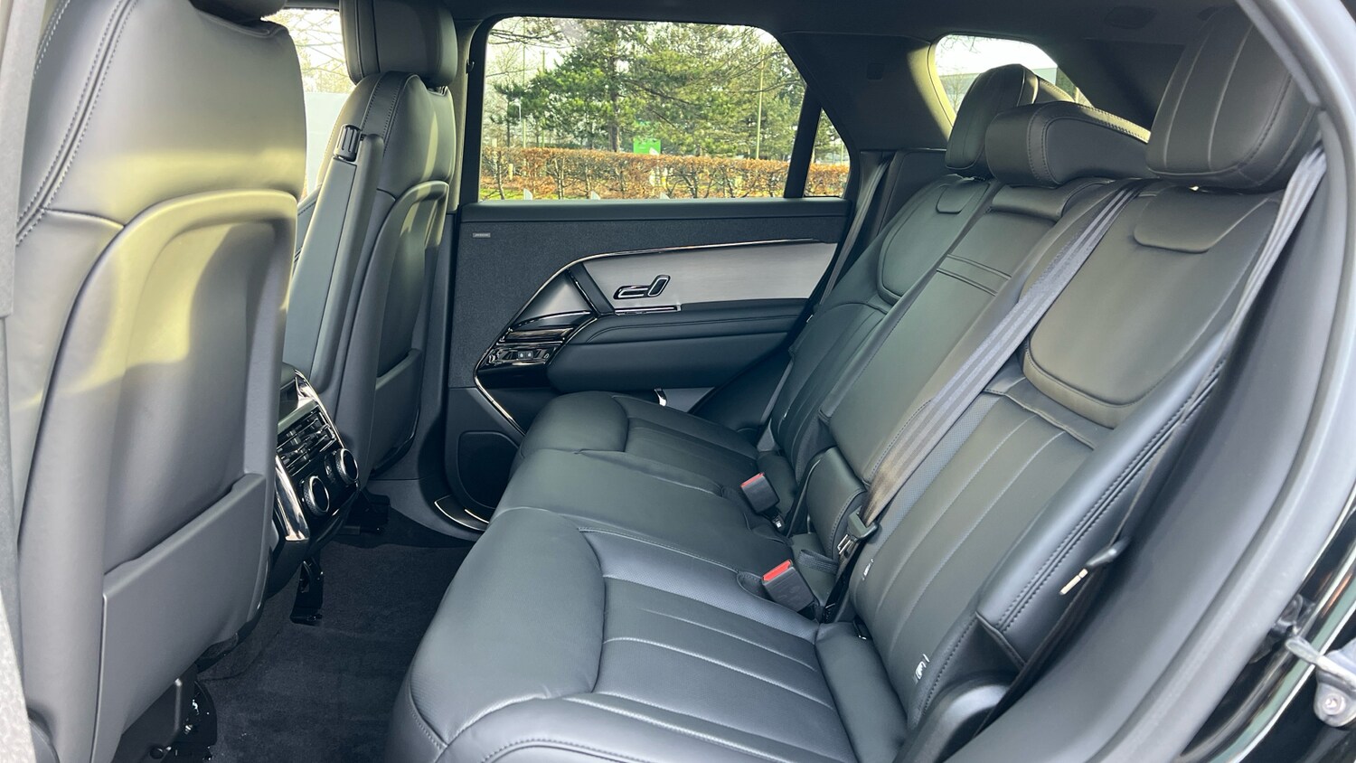 Used Land Rover Range Rover Sport 2025 for sale - 77610407: Photo 4