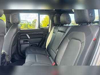 Used Land Rover Defender 2023 for sale - 79668591: Photo