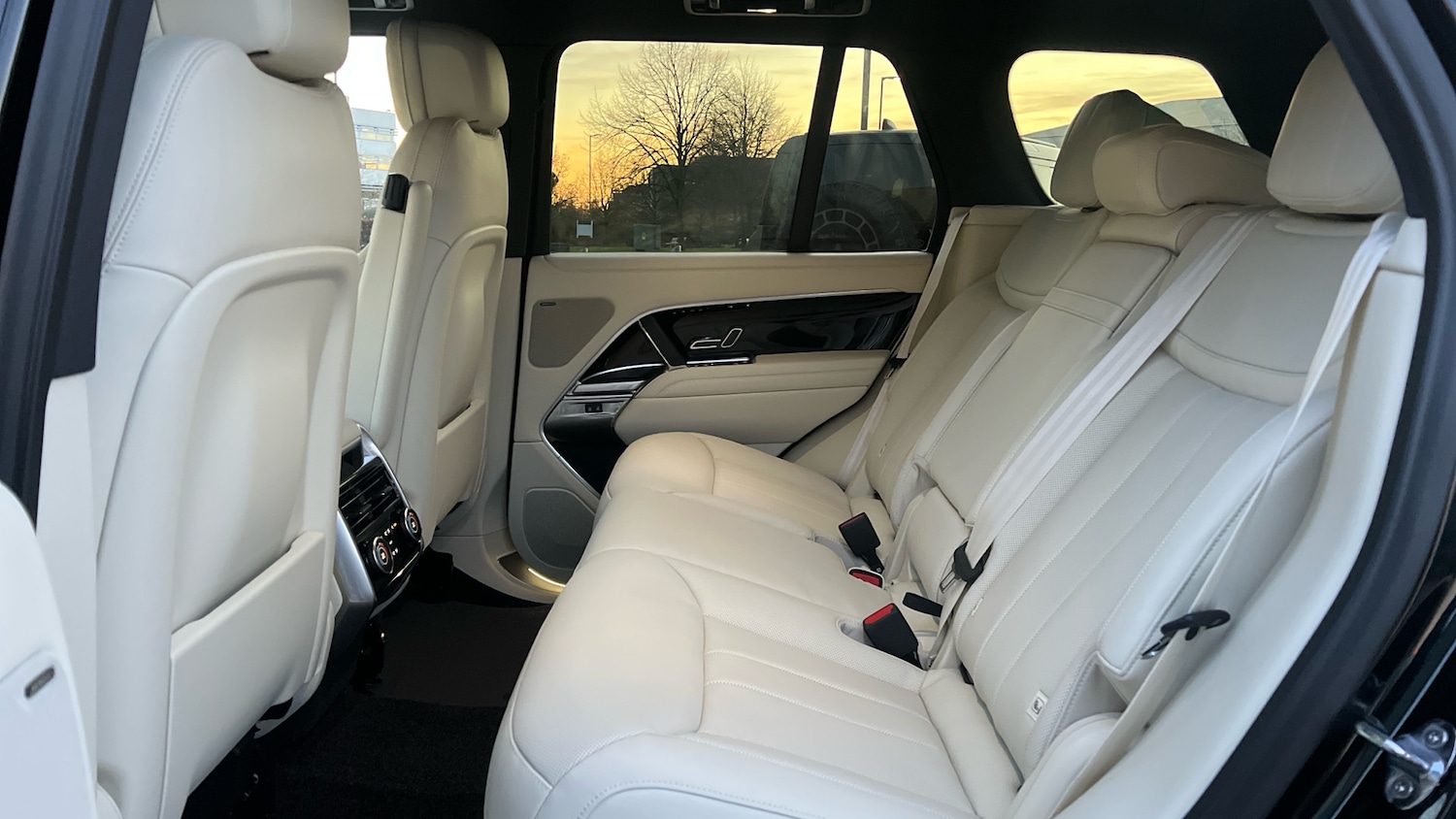 Used Land Rover Range Rover for sale - 76687030: Photo 4