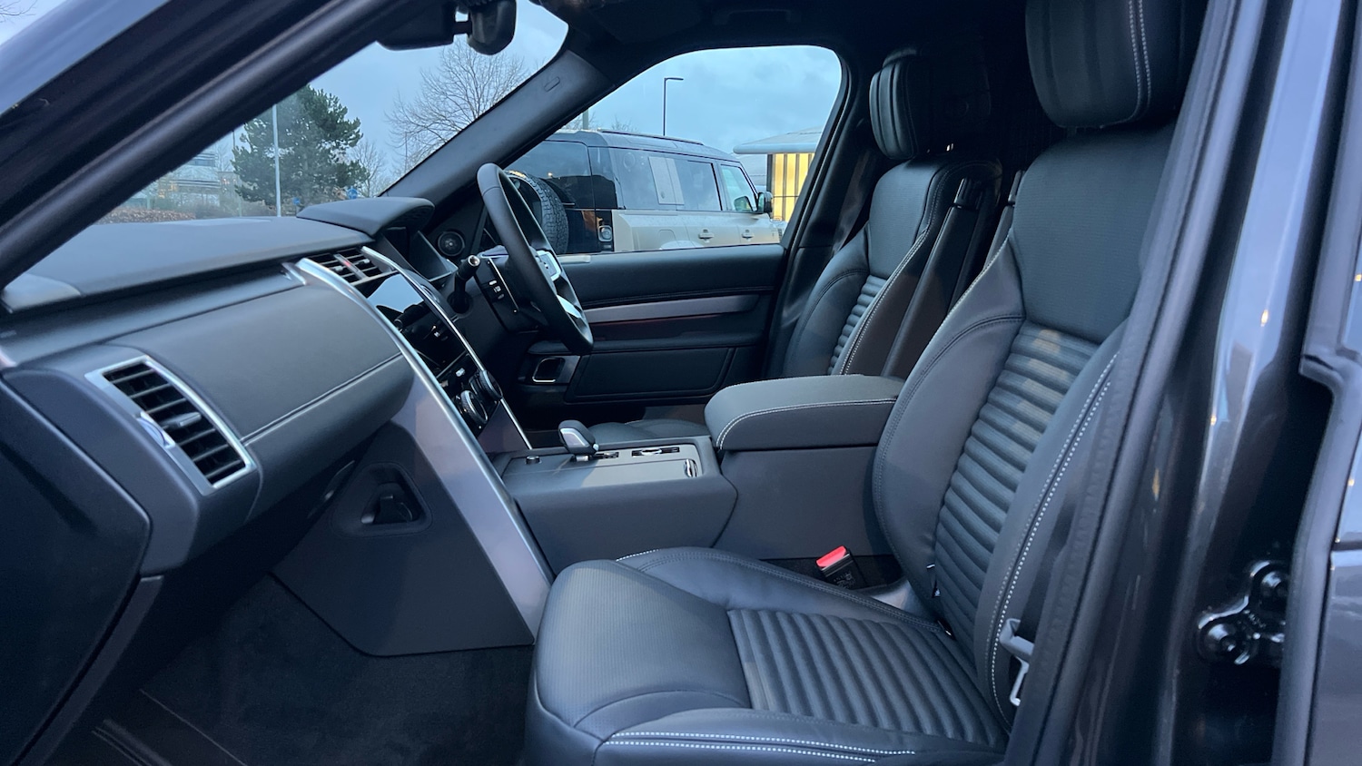 Used Land Rover Discovery for sale - 76884723: Photo 3