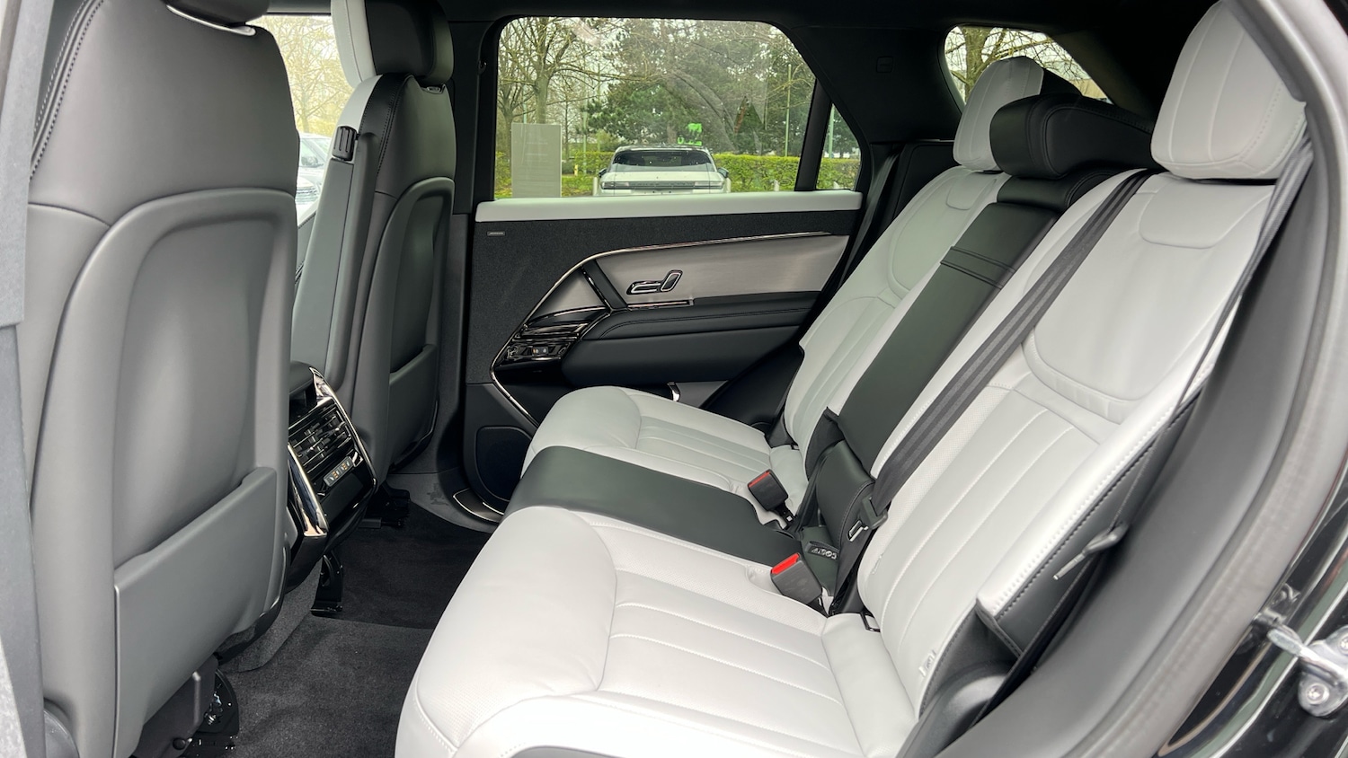 Used Land Rover Range Rover Sport for sale - 78045731: Photo 4