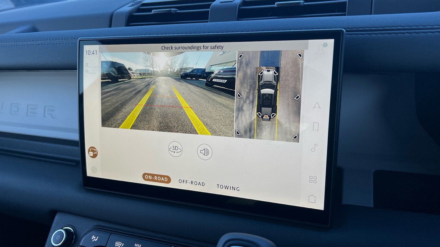 Used Land Rover Defender 2025 for sale - 77201400: Photo 12