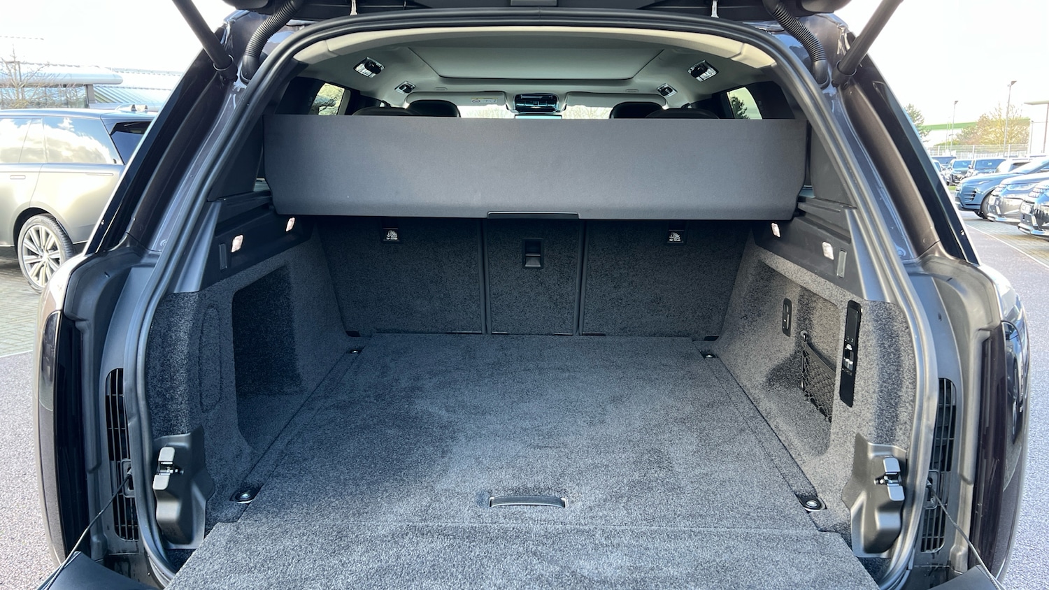 Used Land Rover Range Rover 2023 for sale - 77277110: Photo 10