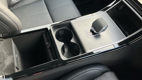 Used Land Rover Range Rover Velar 2025 for sale - 75656310: Photo 23