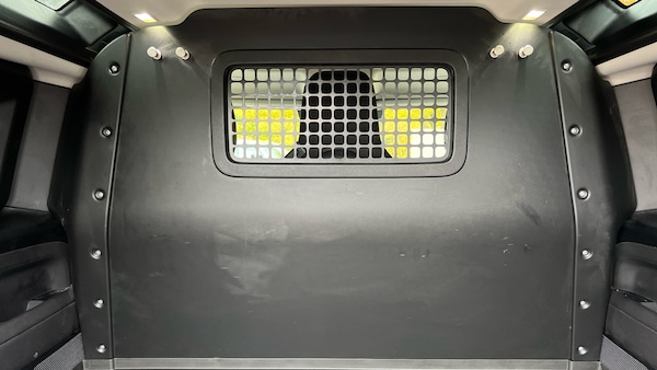 Used Land Rover Defender 2022 for sale - 76237326: Photo 18