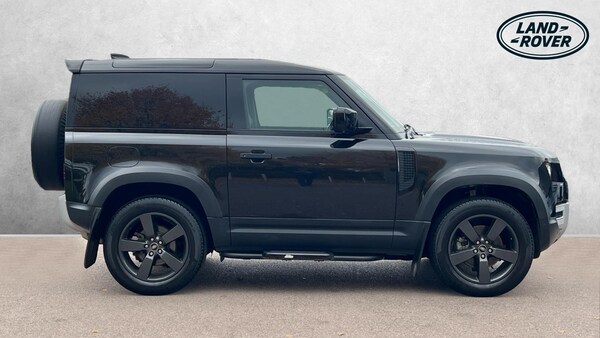 Used Land Rover Defender 2022 for sale - 76237326: Photo 5