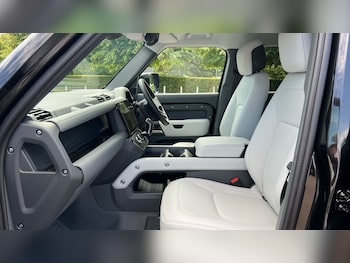 Used Land Rover Defender 2026 for sale - 79048025: Photo