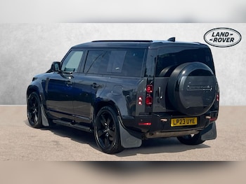 Used Land Rover Defender 2023 for sale - 79423574: Photo