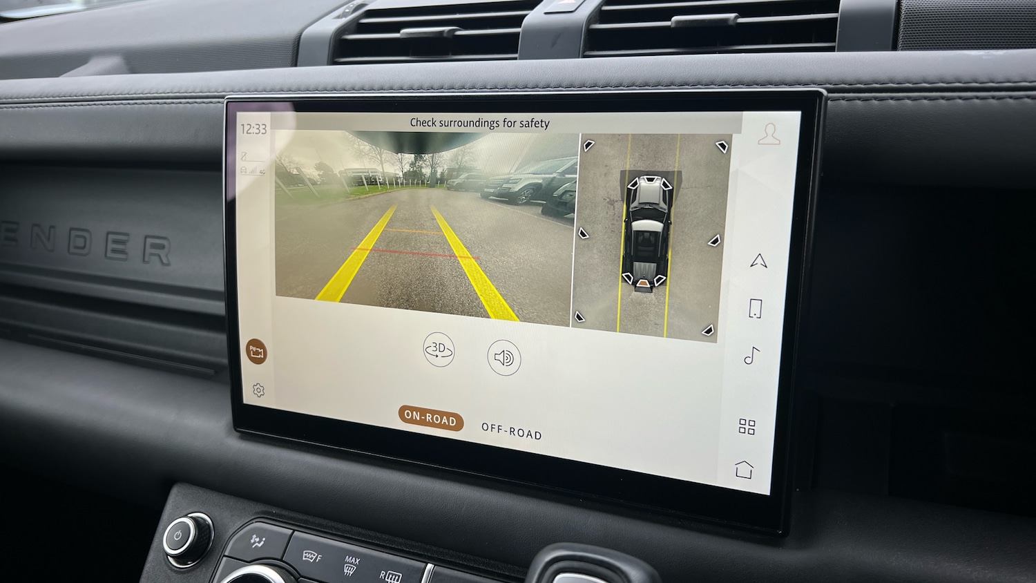 Used Land Rover Defender 2022 for sale - 77610425: Photo 12