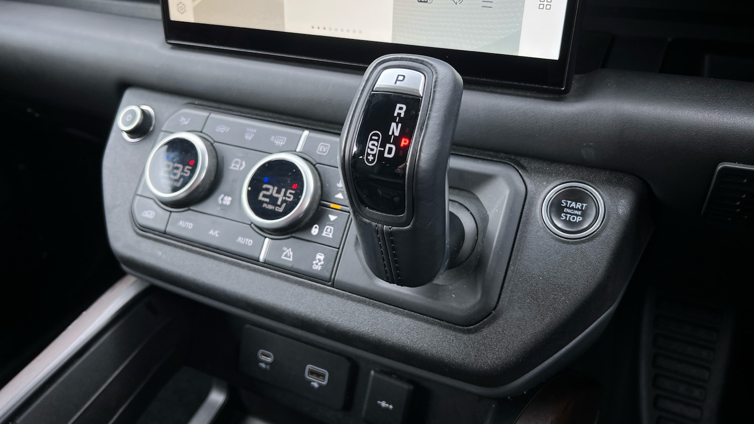 Used Land Rover Defender 2022 for sale - 77610425: Photo 13