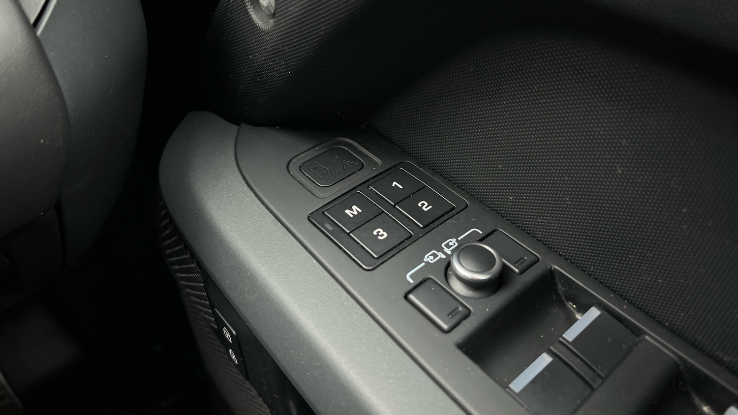 Used Land Rover Defender 2022 for sale - 77610425: Photo 23