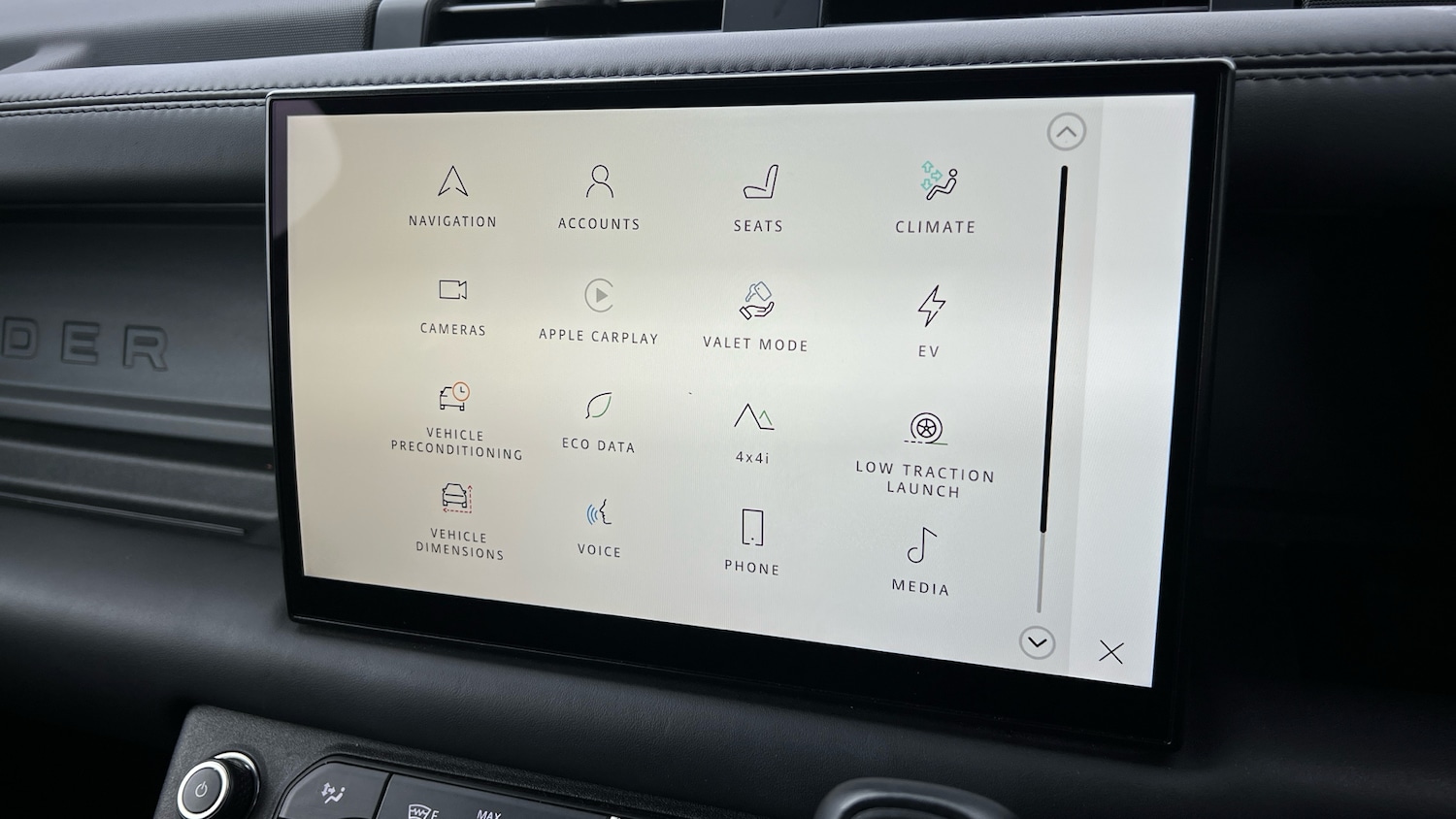 Used Land Rover Defender 2022 for sale - 77610425: Photo 25