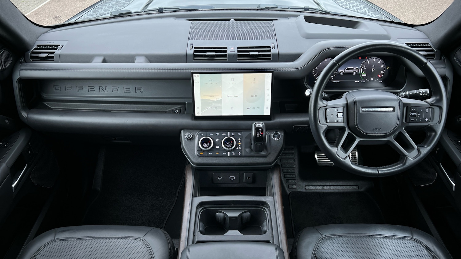 Used Land Rover Defender 2022 for sale - 77610425: Photo 9