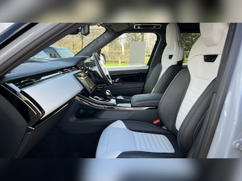 Used Land Rover Range Rover Sport 2026 for sale - 78289559: Photo