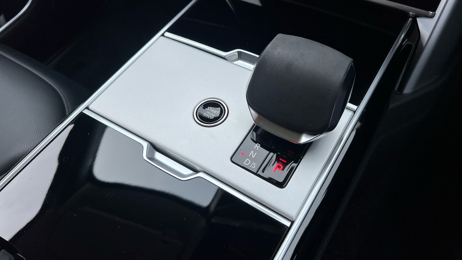 Used Land Rover Range Rover 2025 for sale - 76974221: Photo 13