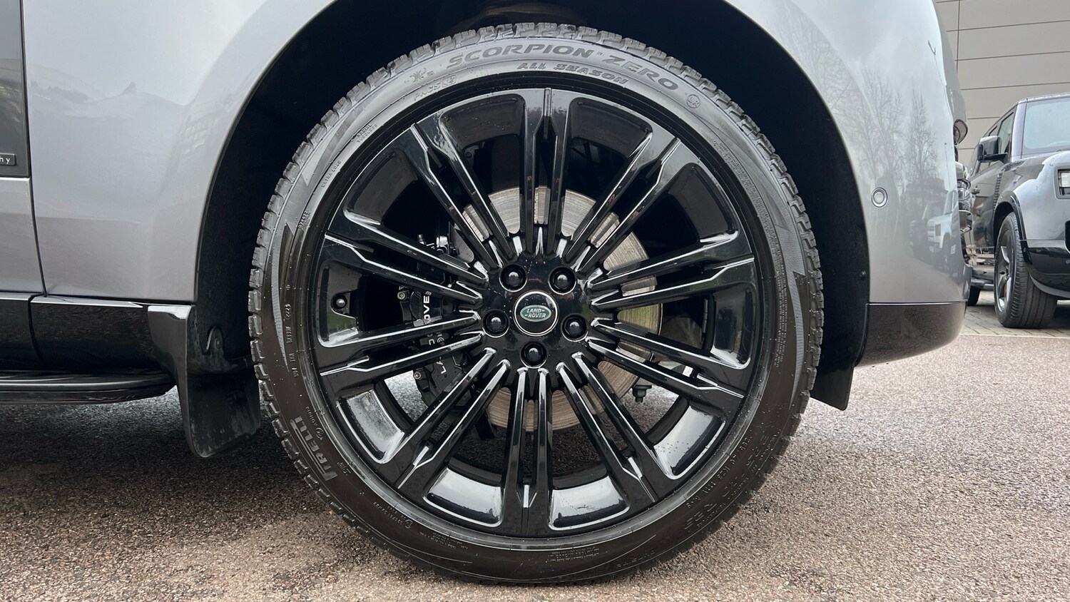 Used Land Rover Range Rover 2025 for sale - 76974221: Photo 8