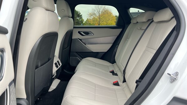 Used Land Rover Range Rover Velar 2021 for sale - 76257886: Photo 4
