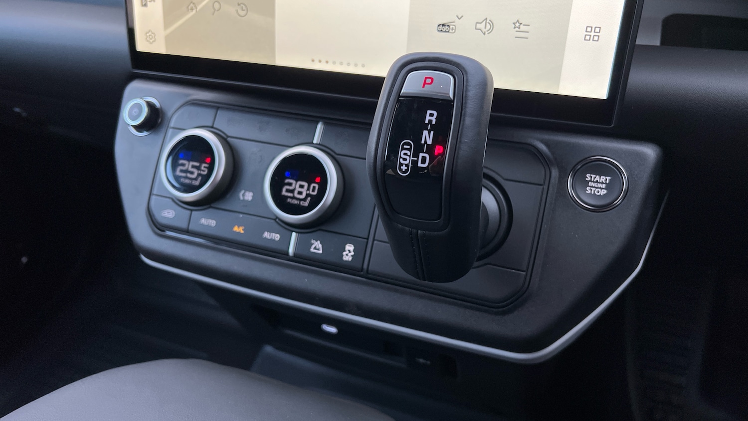 Used Land Rover Defender for sale - 77173270: Photo 13