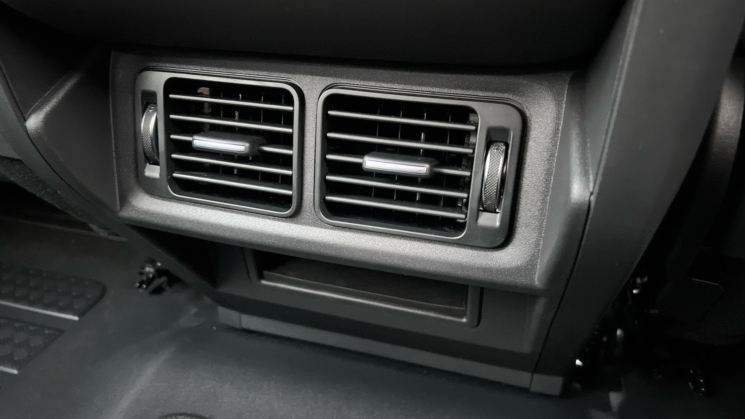 Used Land Rover Defender for sale - 77173270: Photo 18