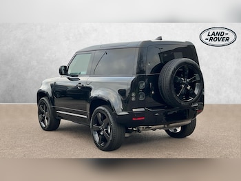 Used Land Rover Defender 2026 for sale - 77173270: Photo