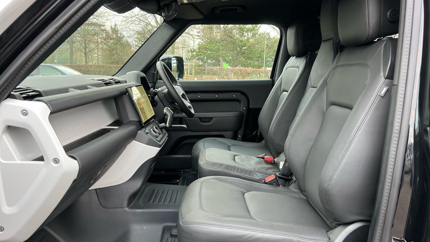 Used Land Rover Defender for sale - 77173270: Photo 3