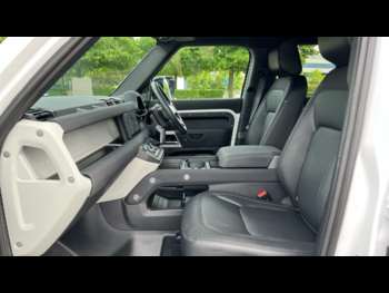 Used Land Rover Defender 2022 for sale - 74736305: Photo