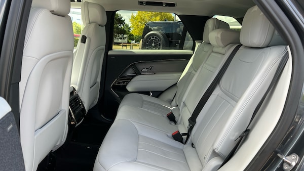 Used Land Rover Range Rover Sport 2023 for sale - 75621524: Photo 4