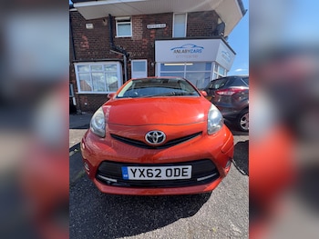 Used Toyota AYGO 2012 for sale - 79457292: Photo