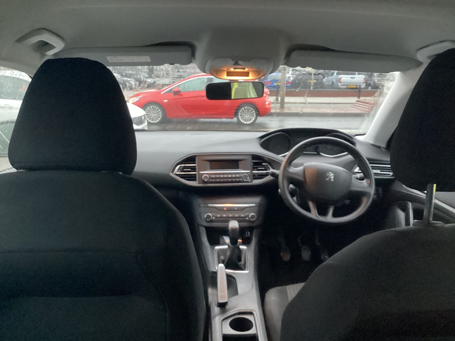 Used Peugeot 308 2017 for sale - 76668326: Photo 10