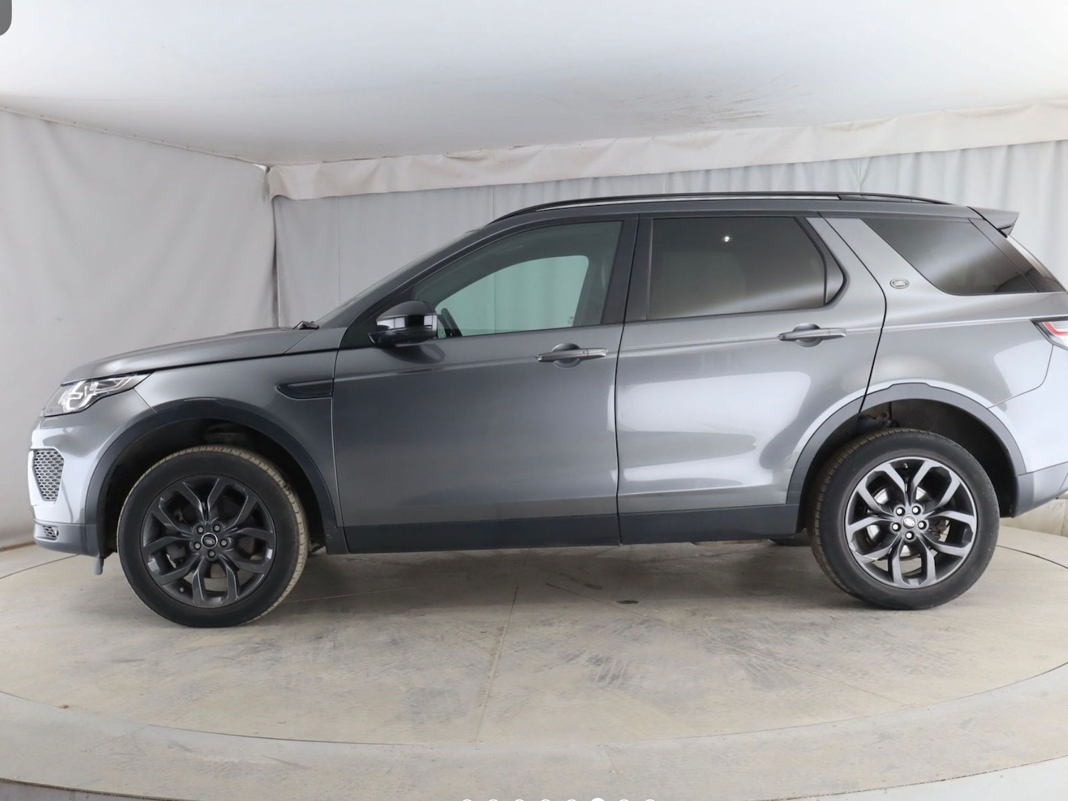 Used Land Rover Discovery Sport 2018 for sale - 77942294: Photo 4