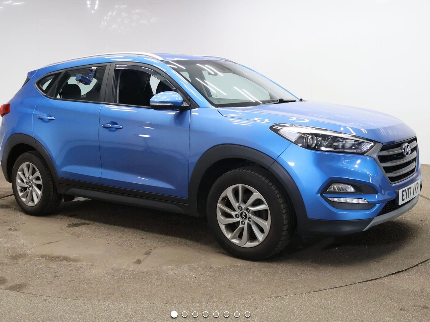 Used Hyundai TUCSON 2017 for sale - 77660500: Photo 2