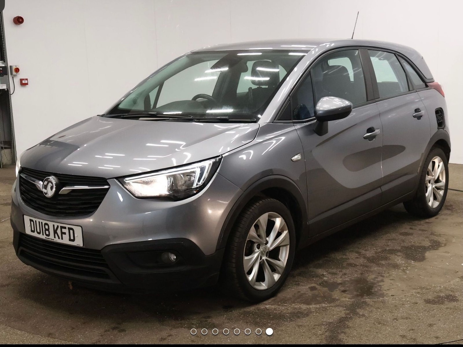 Used Vauxhall Crossland X 2018 for sale - 77539954: Photo 2