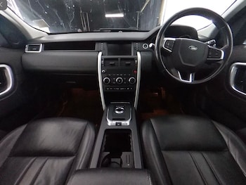 Used Land Rover Discovery Sport 2018 for sale - 78485872: Photo