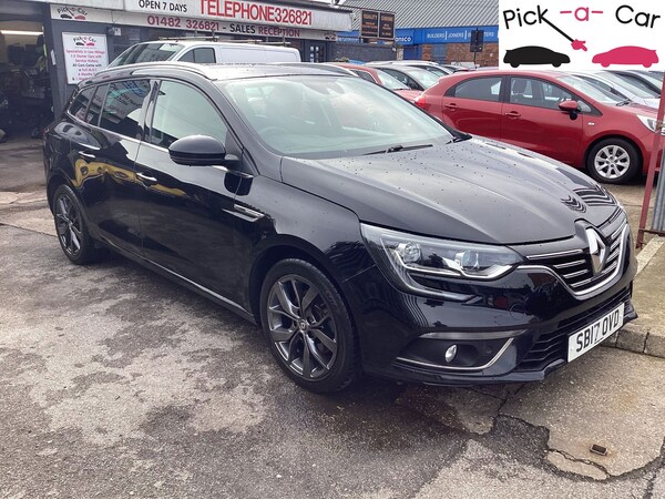 Used Renault Megane 2017 for sale - 76176217: Photo 1