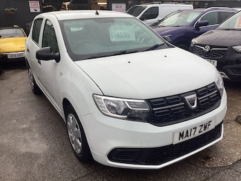 Used Dacia Sandero 2017 for sale - 76760796: Photo