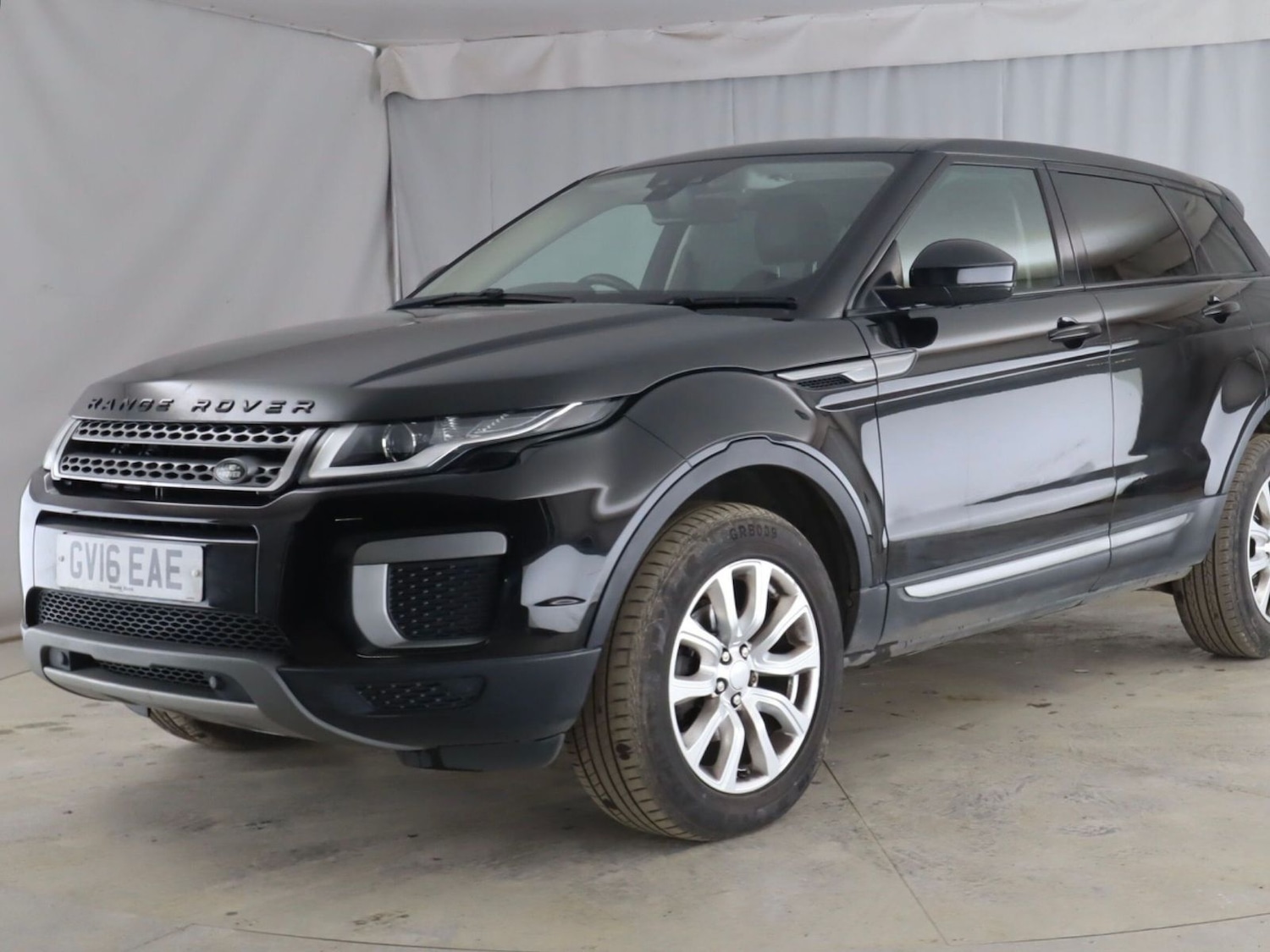 Used Land Rover Range Rover Evoque 2016 for sale - 77899041: Photo 2