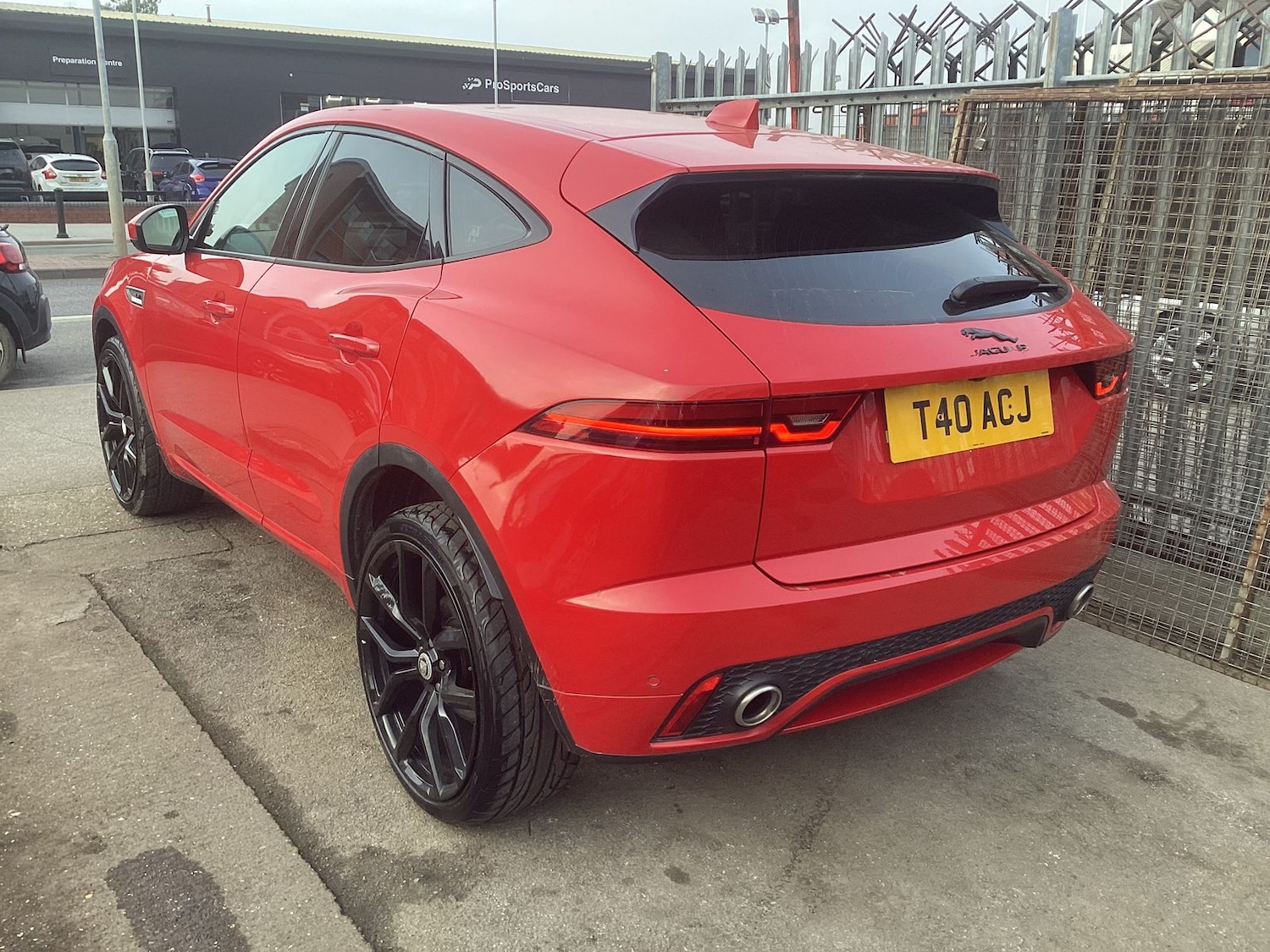 Used Jaguar E-Pace 2019 for sale - 77971930: Photo 8