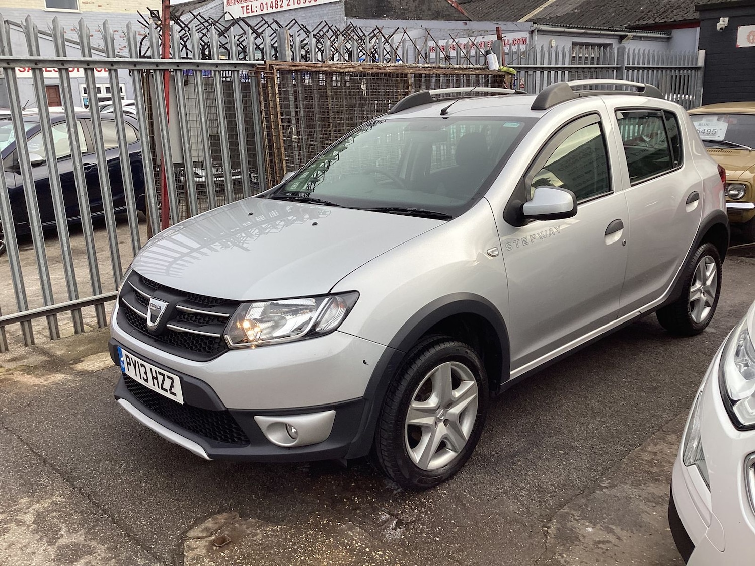 Used Dacia Sandero Stepway 2013 for sale - 77092861: Photo 11