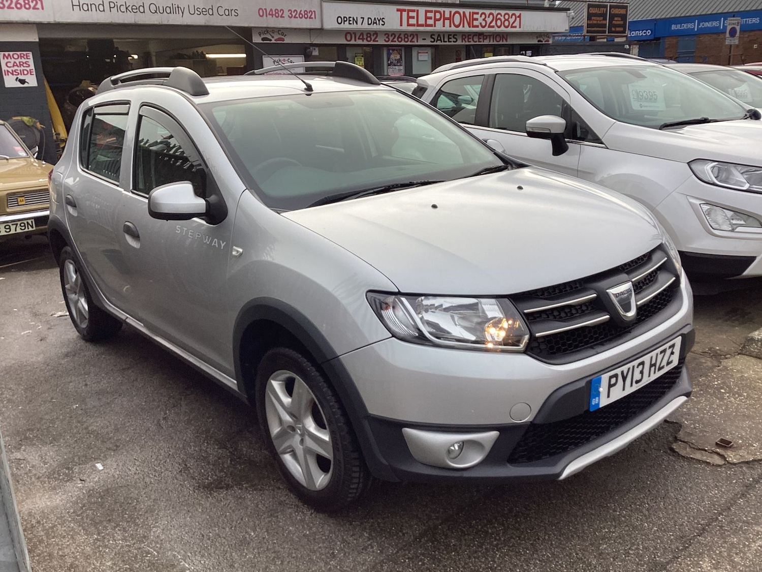 Used Dacia Sandero Stepway 2013 for sale - 77092861: Photo 2