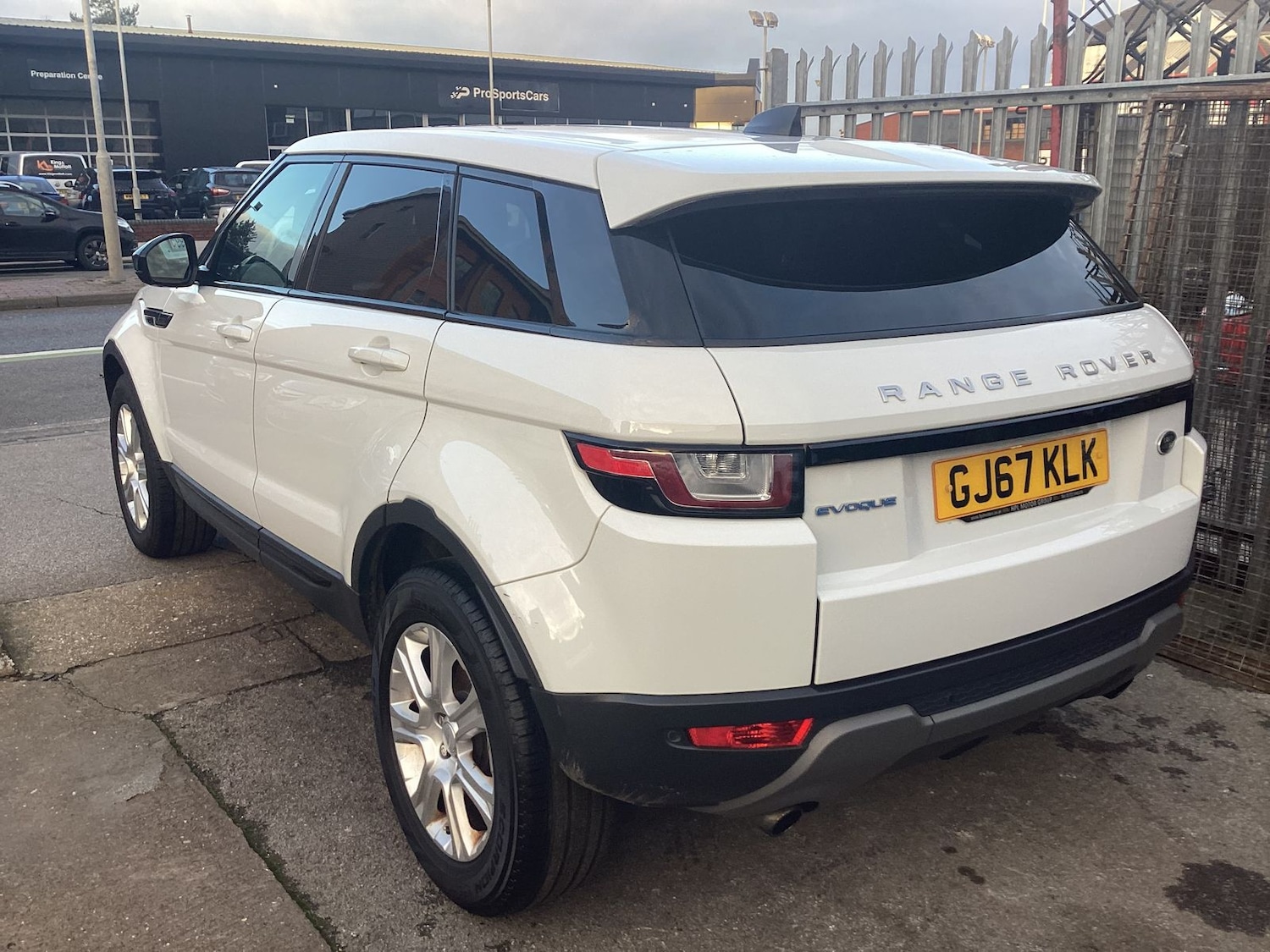 Used Land Rover Range Rover Evoque 2017 for sale - 76597864: Photo 7